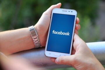 Read Facebook Messages